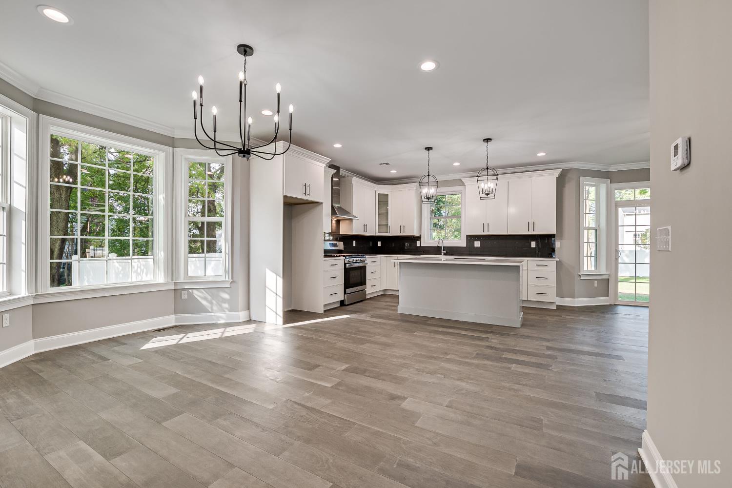 Metuchen, New Jersey, 08840, United States, 5 Bedrooms Bedrooms, ,4 BathroomsBathrooms,Residential,Active,2035126