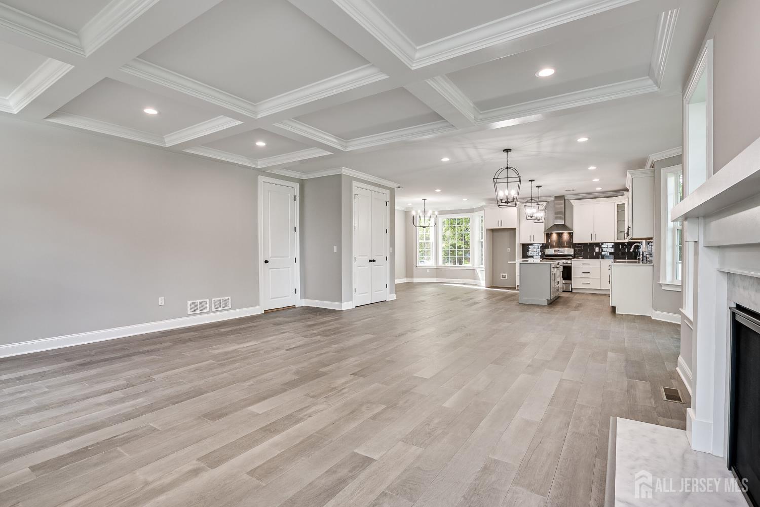 Metuchen, New Jersey, 08840, United States, 5 Bedrooms Bedrooms, ,4 BathroomsBathrooms,Residential,Active,2035126