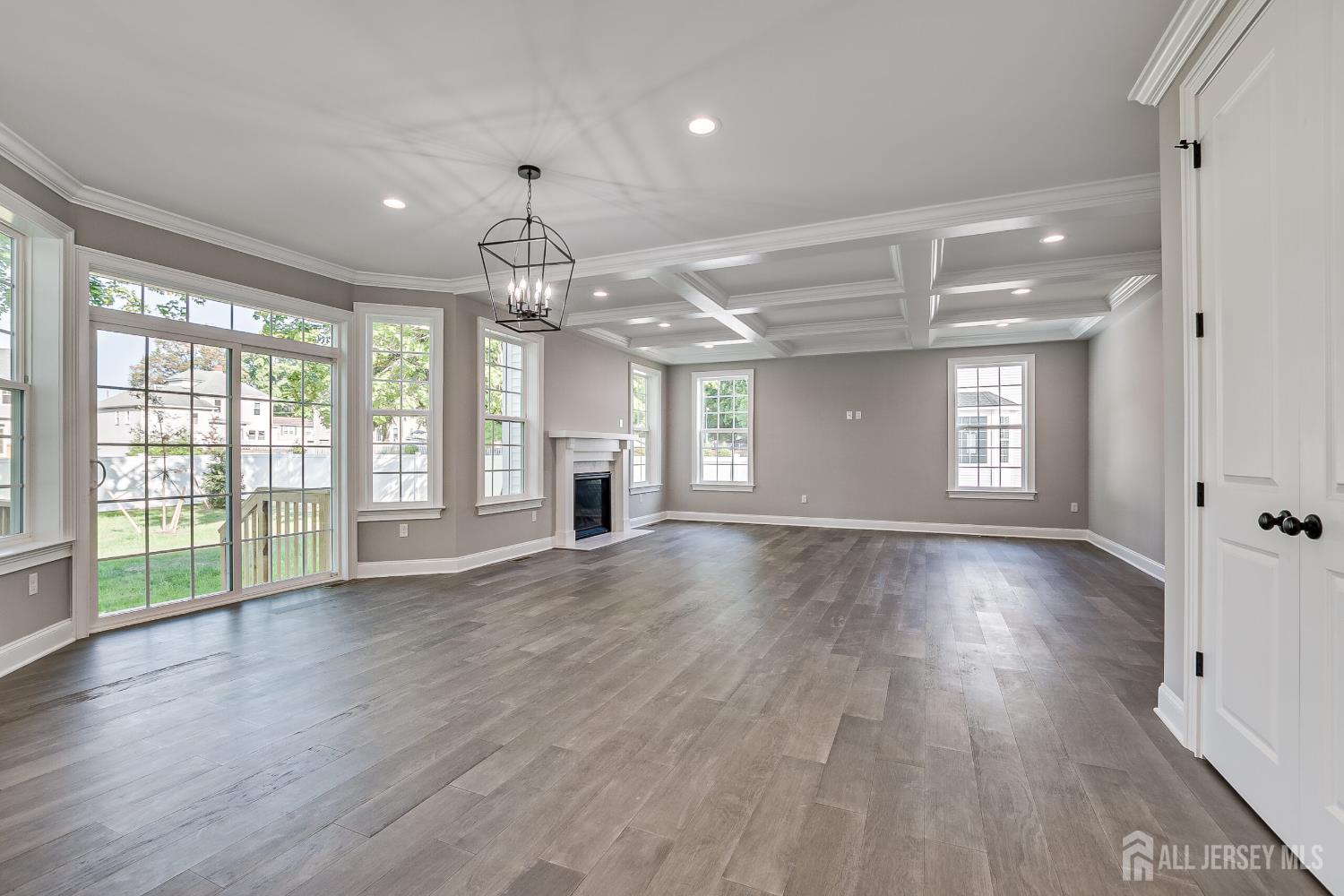 Metuchen, New Jersey, 08840, United States, 5 Bedrooms Bedrooms, ,4 BathroomsBathrooms,Residential,Active,2035126