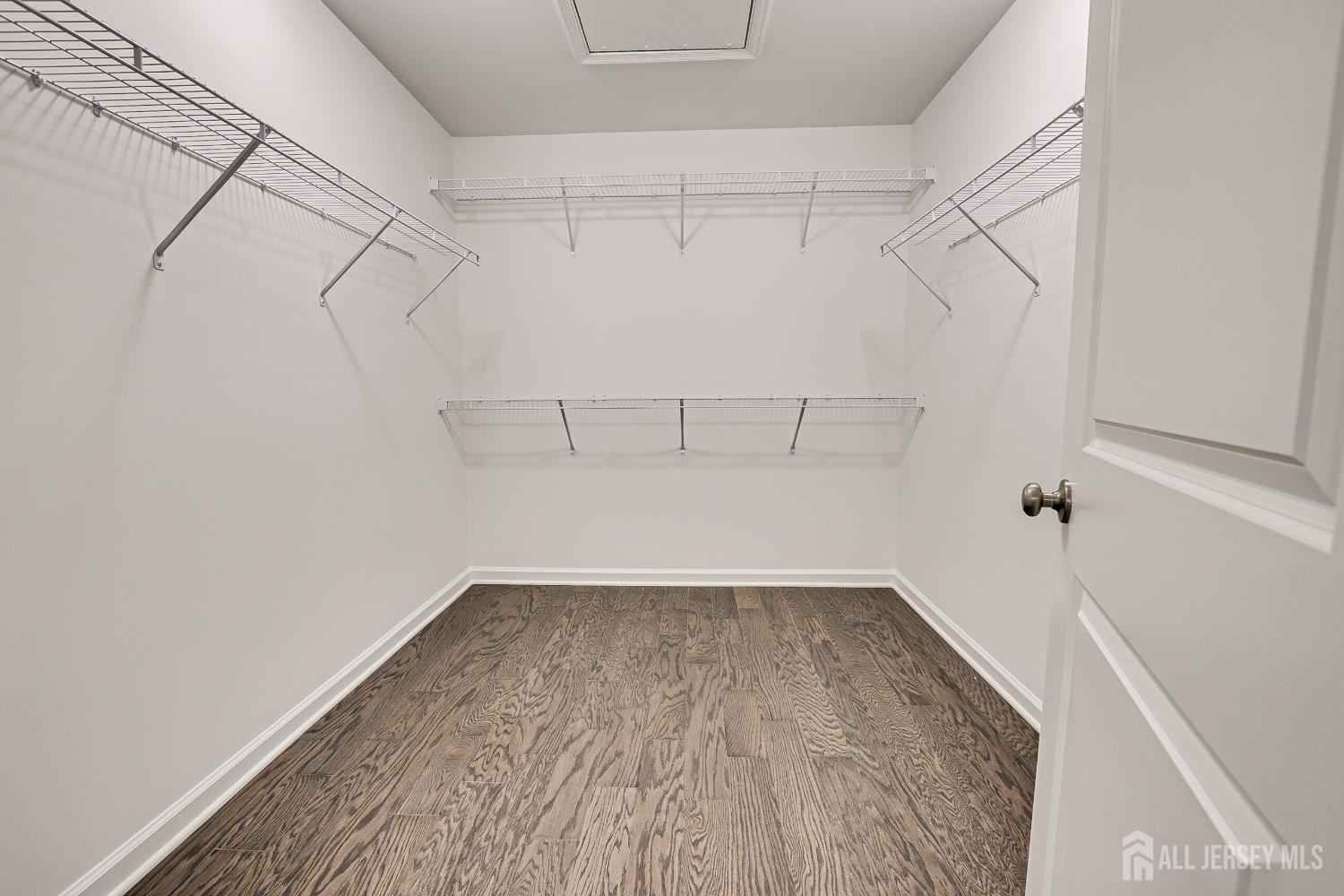 Metuchen, New Jersey, 08840, United States, 5 Bedrooms Bedrooms, ,4 BathroomsBathrooms,Residential,Active,2035126