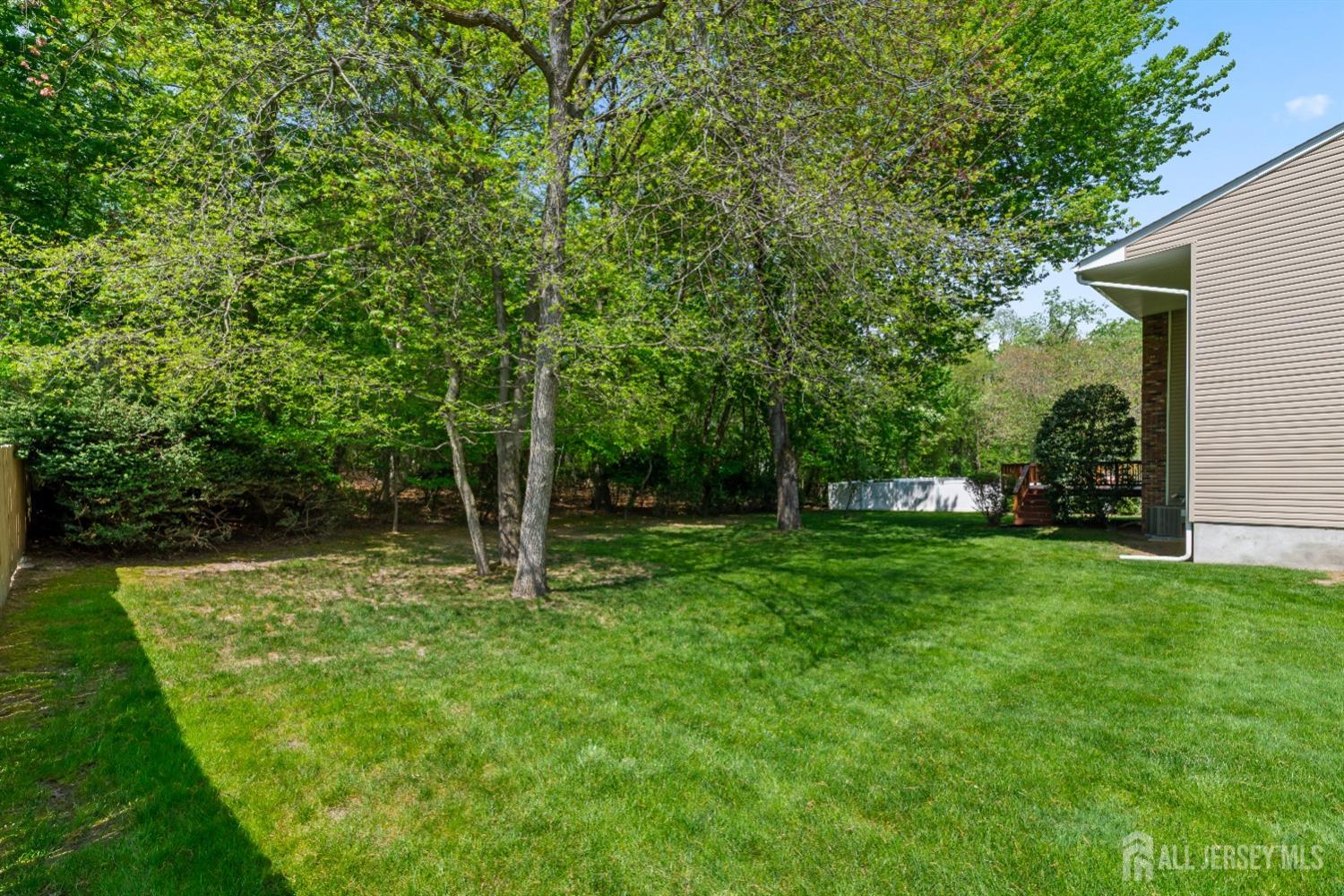 21 Colonial Drive, East Brunswick, New Jersey image 29