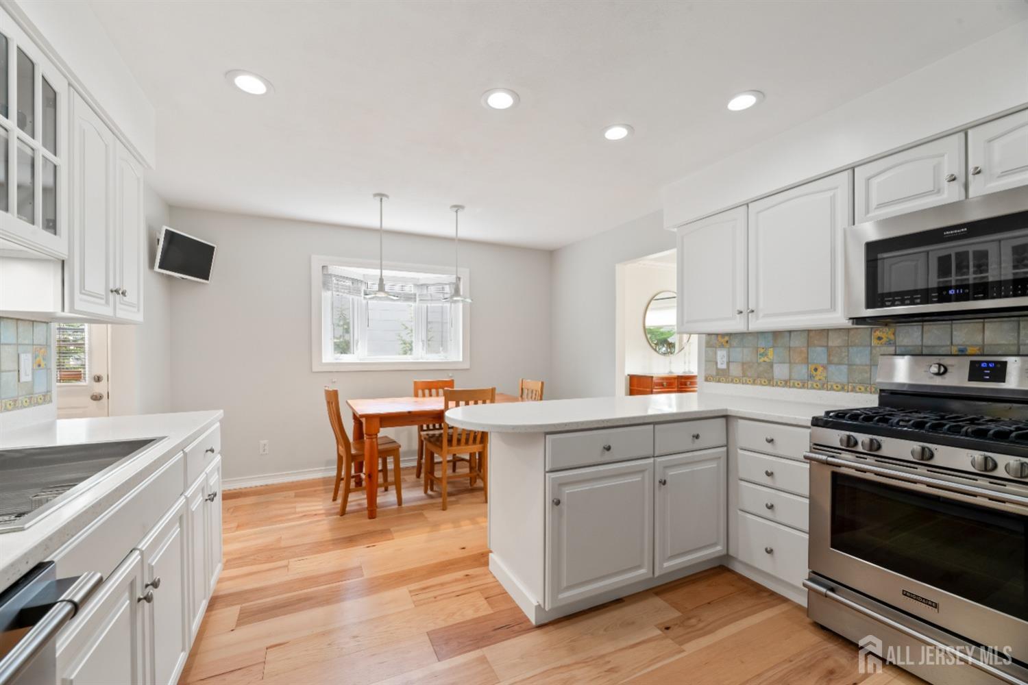 21 Colonial Drive, East Brunswick, New Jersey image 7