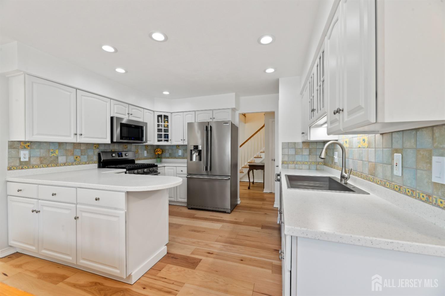 21 Colonial Drive, East Brunswick, New Jersey image 6