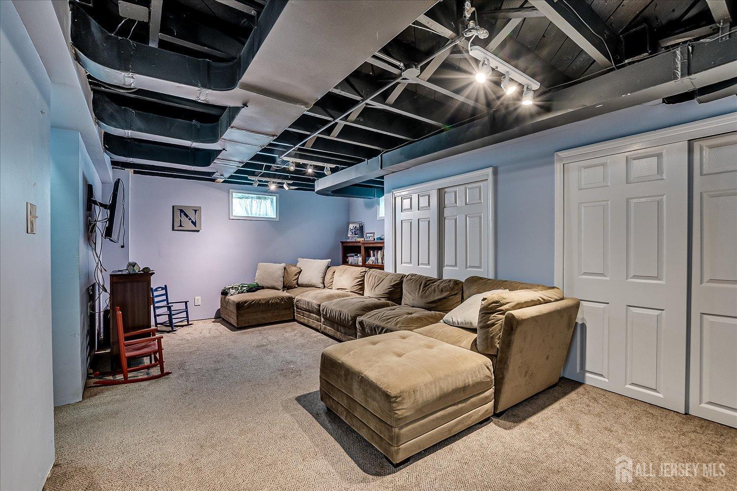 115 Oakmanor Parkway, South Plainfield, New Jersey image 29