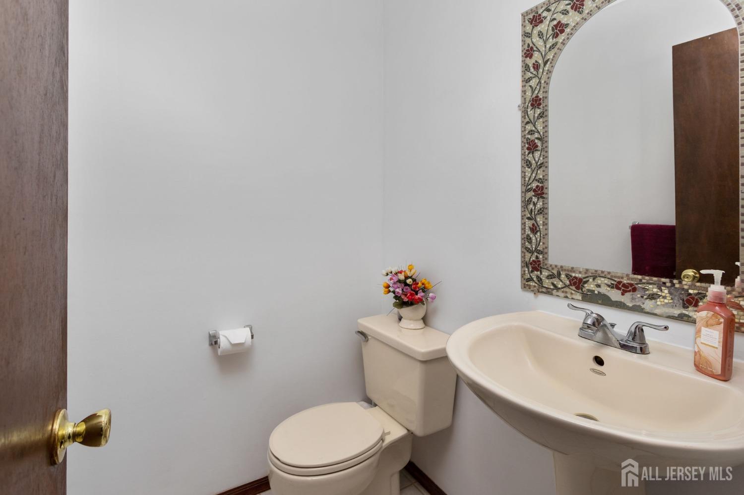 7 Mariposa Place, Old Bridge, New Jersey image 22