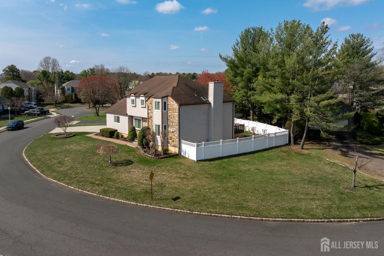 7 Mariposa Place, Old Bridge, New Jersey image 3