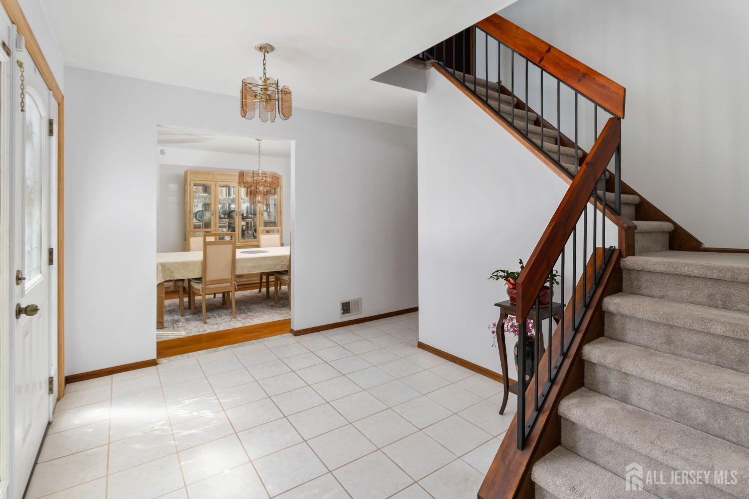 7 Mariposa Place, Old Bridge, New Jersey image 9