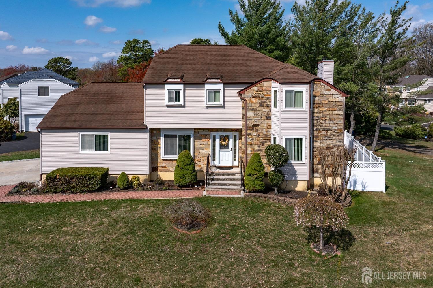 7 Mariposa Place, Old Bridge, New Jersey image 1