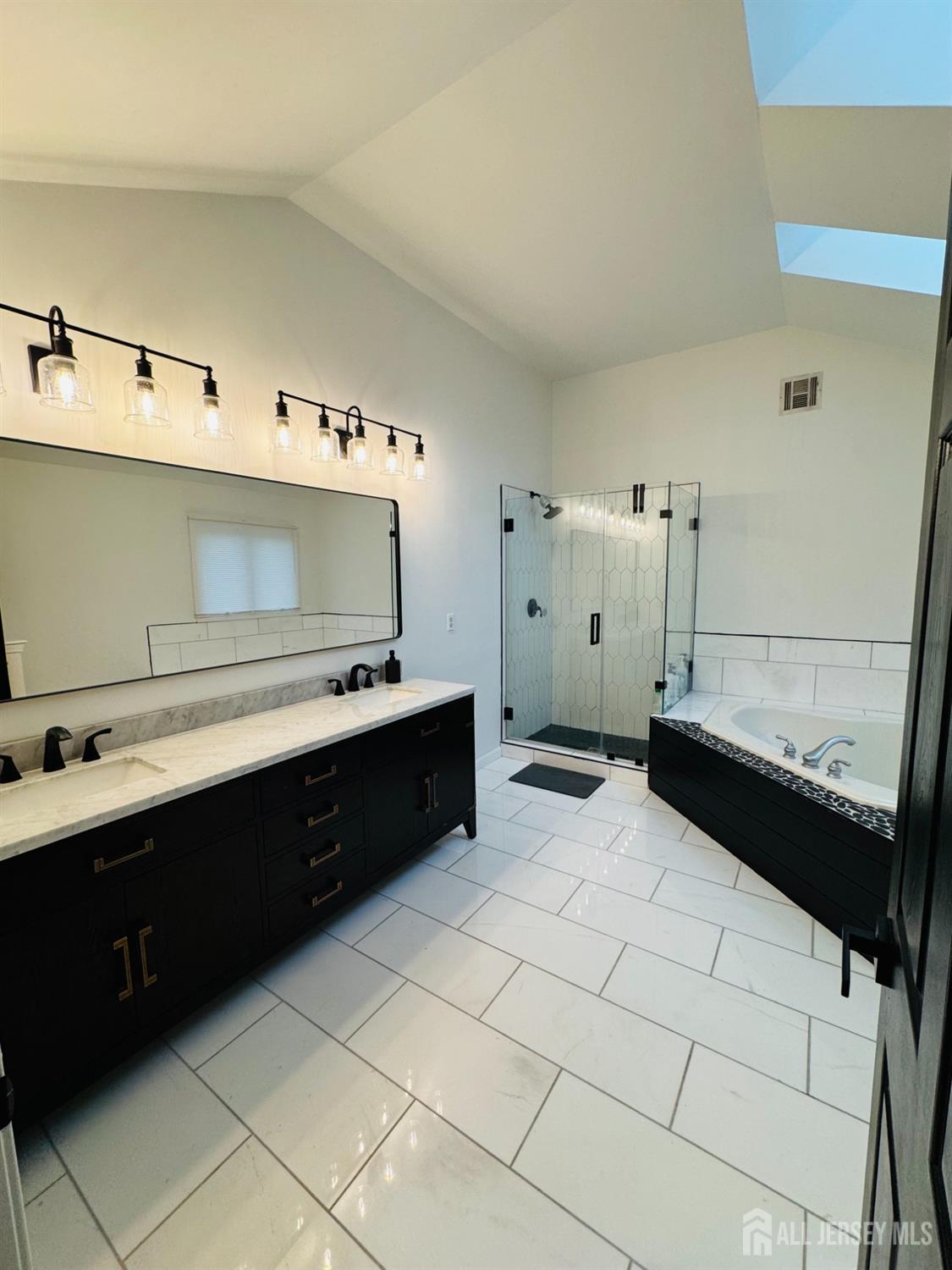 35 NE Bennett Road, Old Bridge, New Jersey image 12