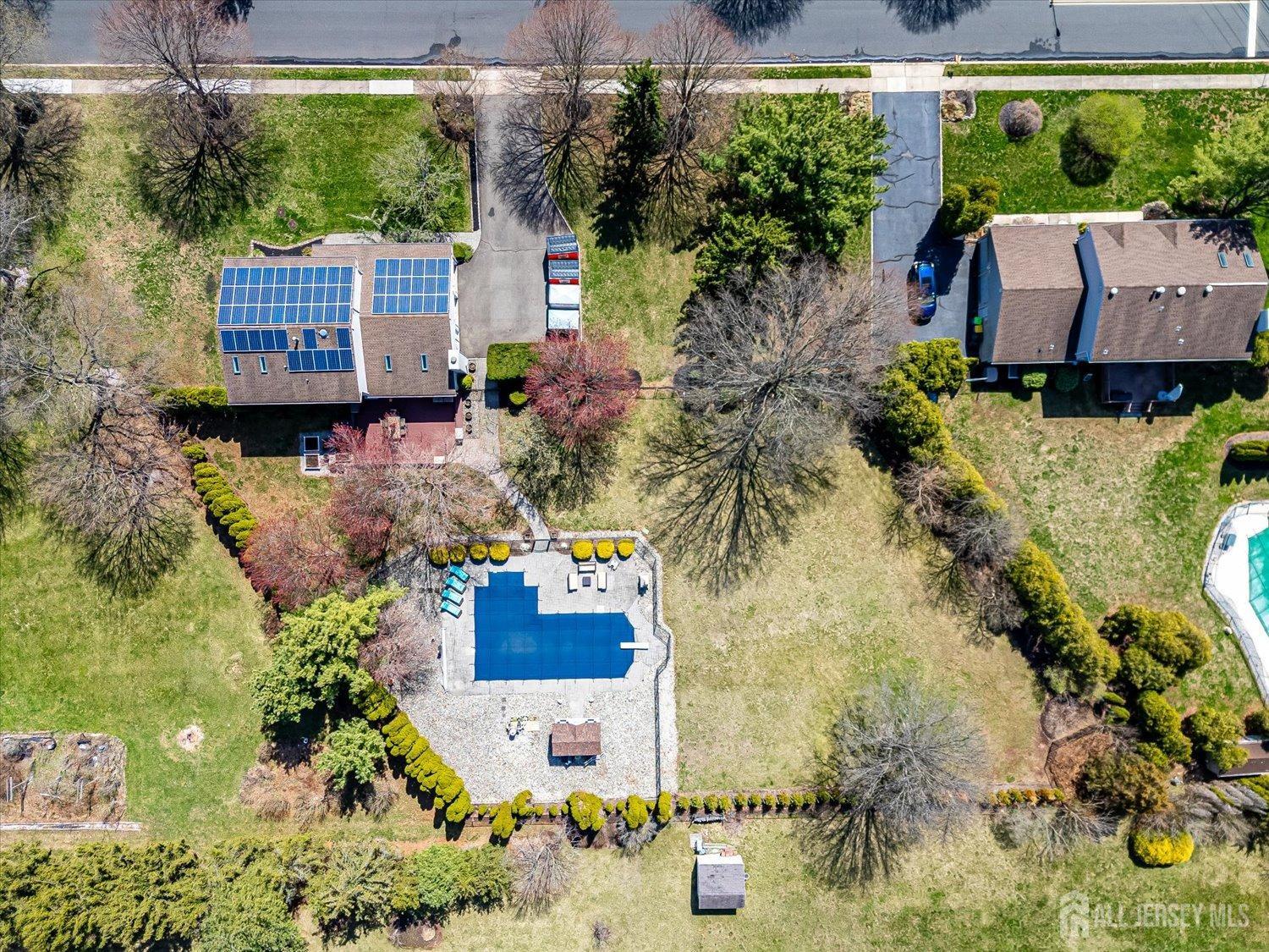 Franklin Twsp, New Jersey 08873, United States, 4 Bedrooms Bedrooms, ,3 BathroomsBathrooms,Residential,Pending,100683