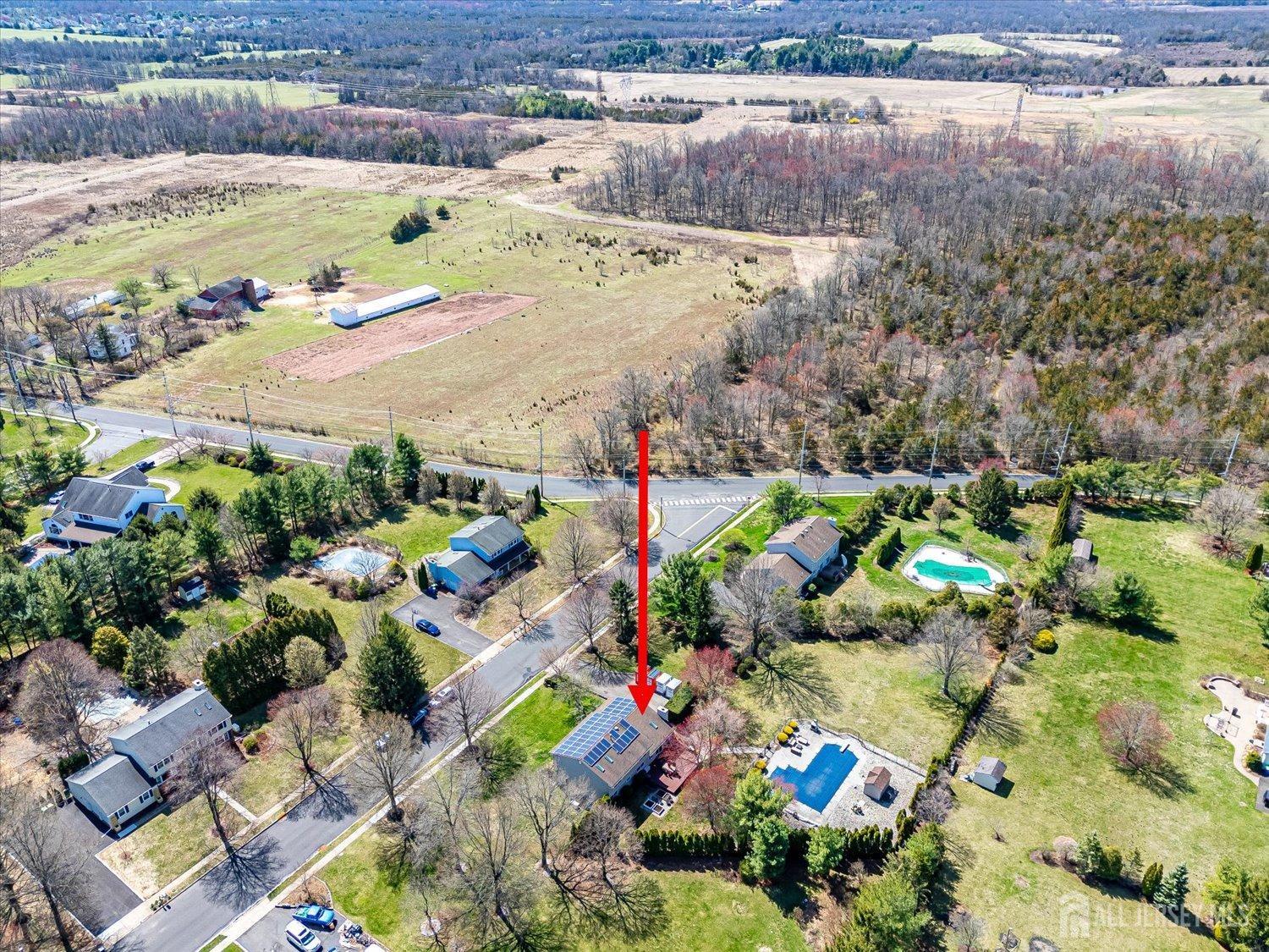 Franklin Twsp, New Jersey 08873, United States, 4 Bedrooms Bedrooms, ,3 BathroomsBathrooms,Residential,Pending,100683