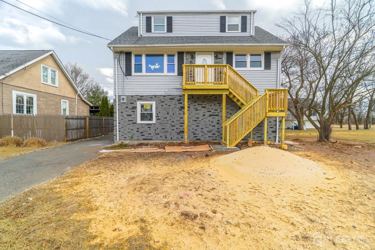 212 Huff Avenue, Manville, New Jersey image 1
