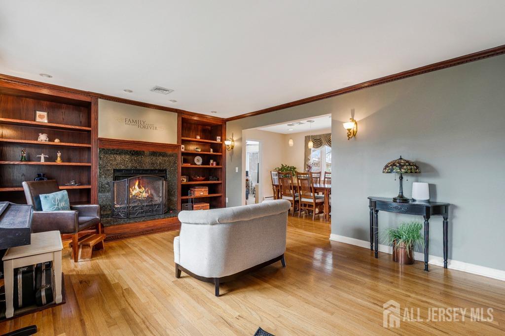 313 F Street, Middlesex, New Jersey image 6