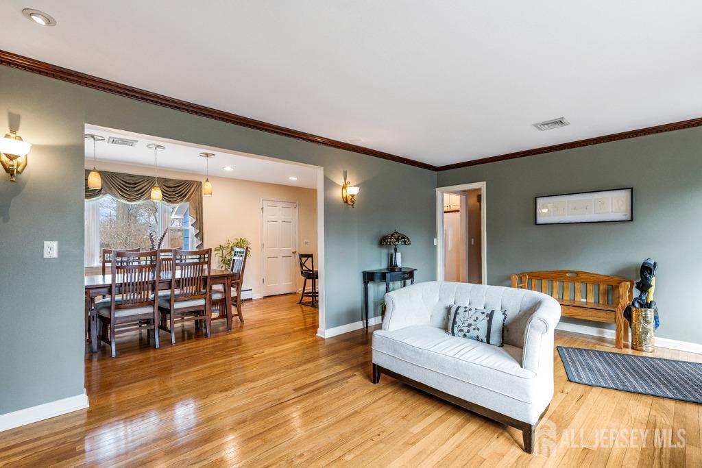 313 F Street, Middlesex, New Jersey image 8