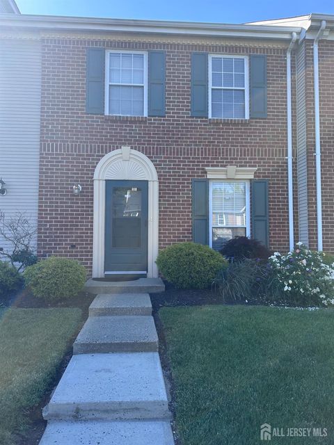Condo For Sale - 67 Goodwin Drive<br/> North Brunswick, NJ 08902