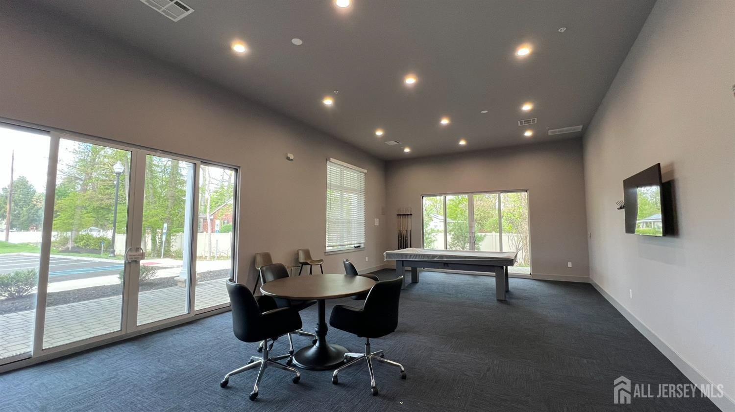 634 Lorhan Drive, Piscataway, New Jersey image 32