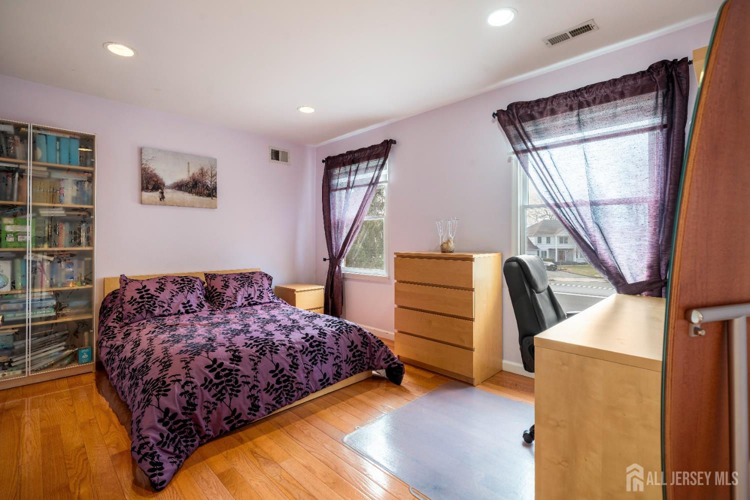 East Brunswick, New Jersey, 08816, United States, 4 Bedrooms Bedrooms, ,4 BathroomsBathrooms,Residential,Active,2028183