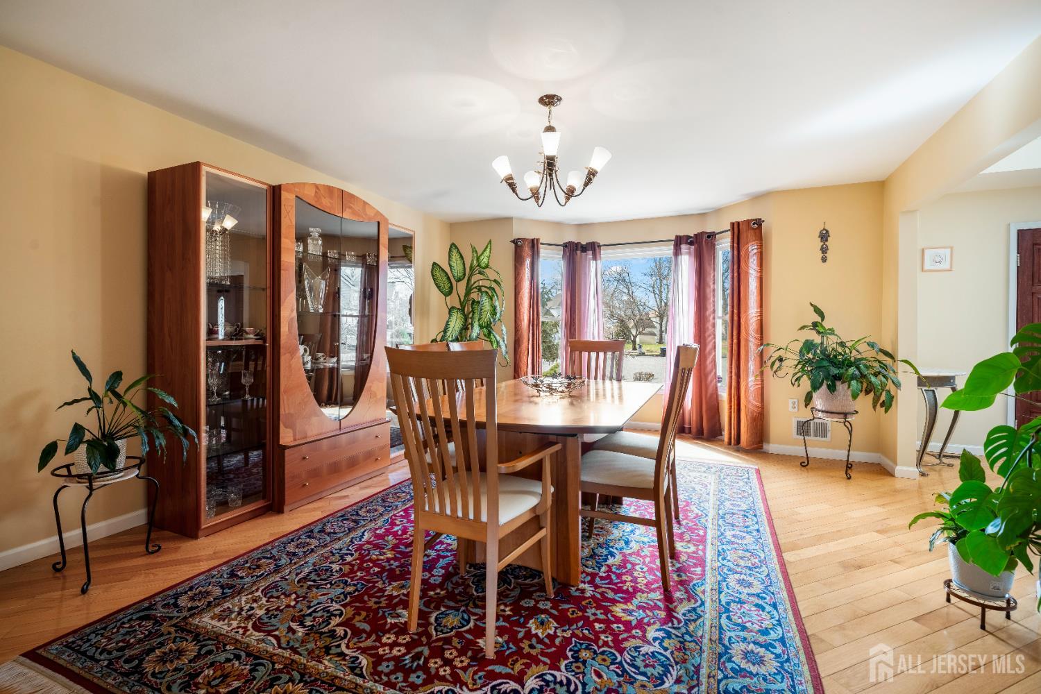East Brunswick, New Jersey, 08816, United States, 4 Bedrooms Bedrooms, ,4 BathroomsBathrooms,Residential,Active,2028183