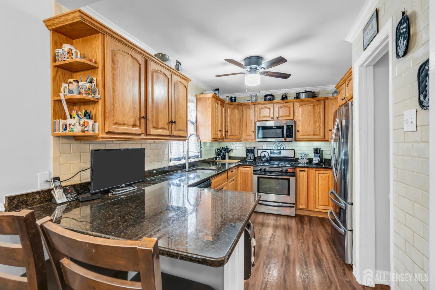14 E Shirley Avenue, Colonia, New Jersey image 20