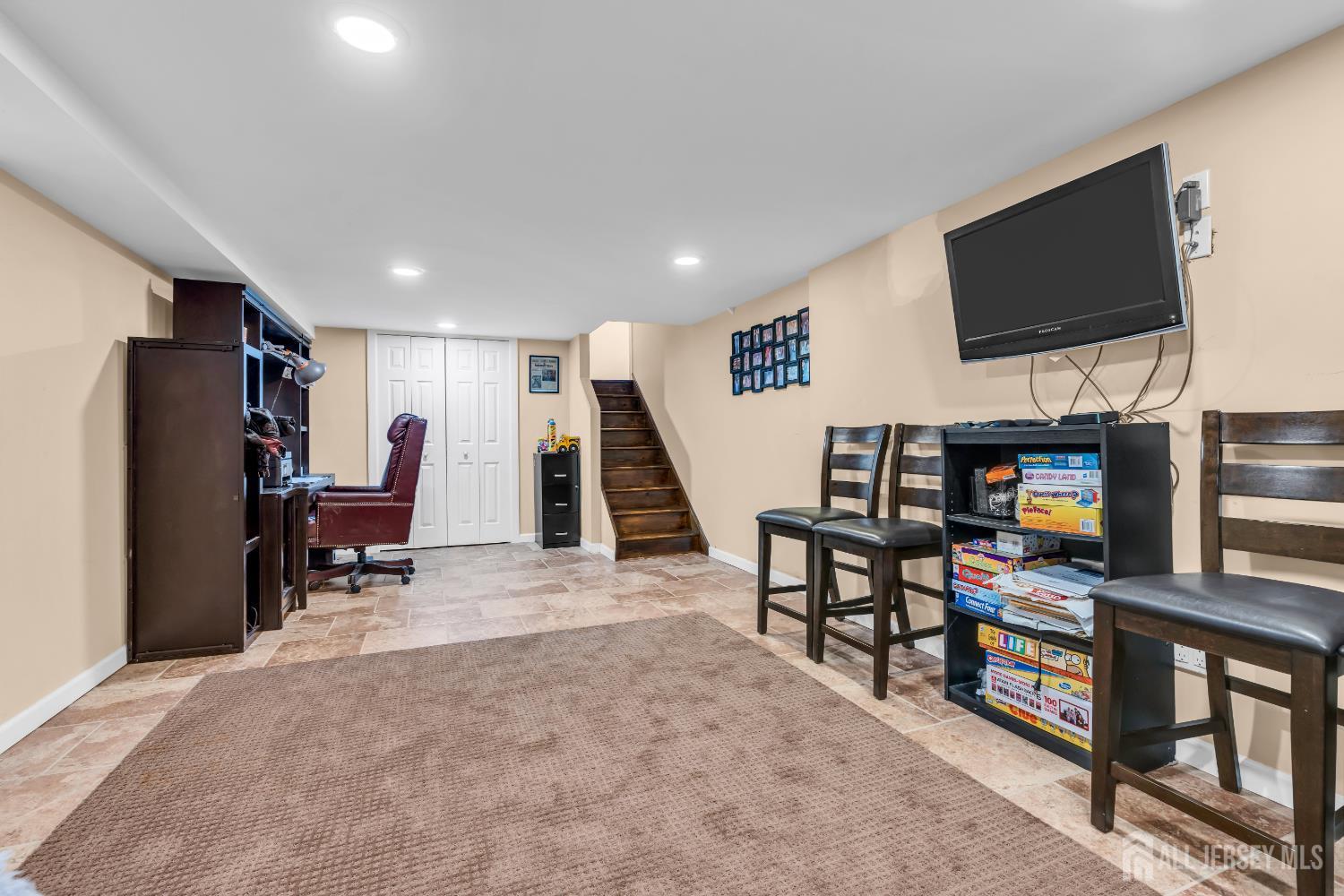 14 E Shirley Avenue, Colonia, New Jersey image 27