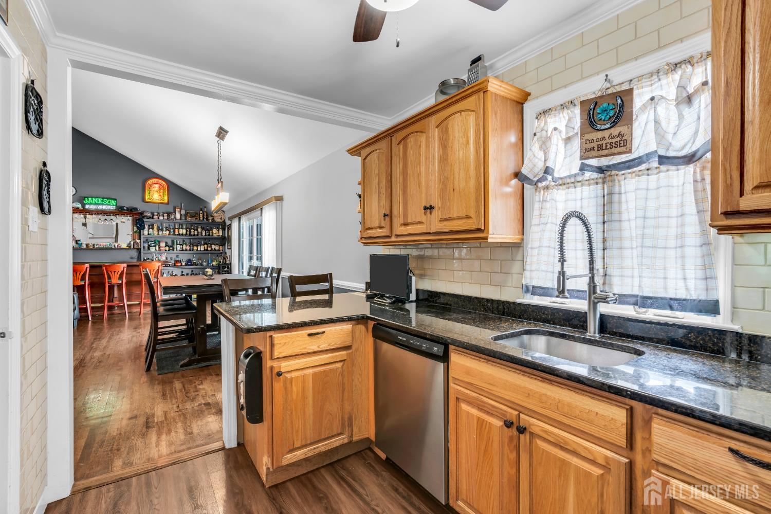 14 E Shirley Avenue, Colonia, New Jersey image 23