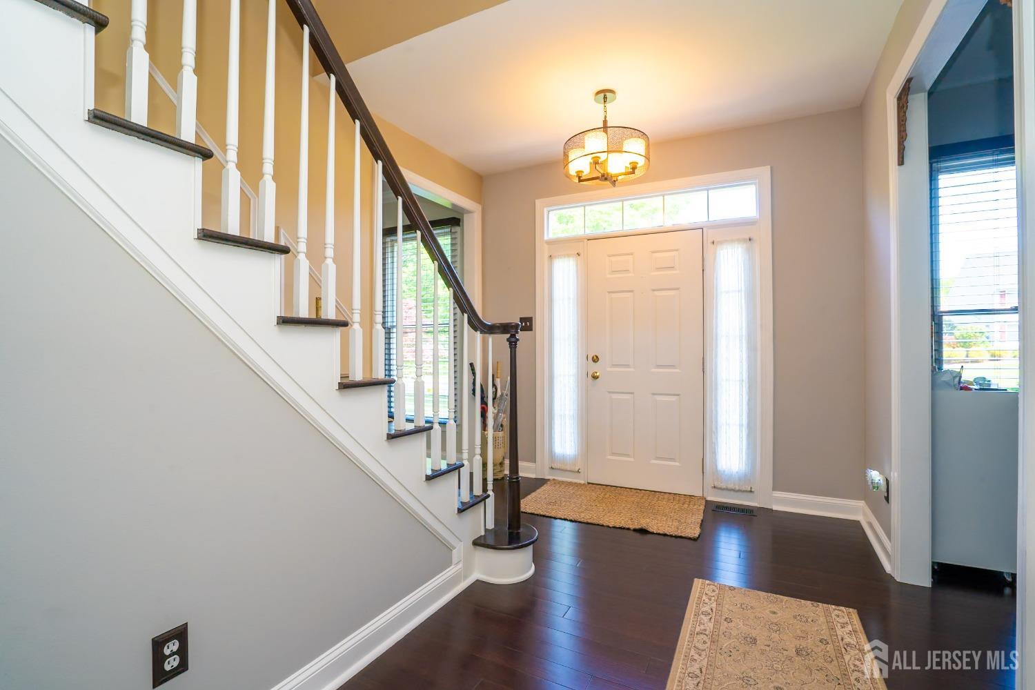 9 Milburne Lane, Robbinsville Township, New Jersey image 5
