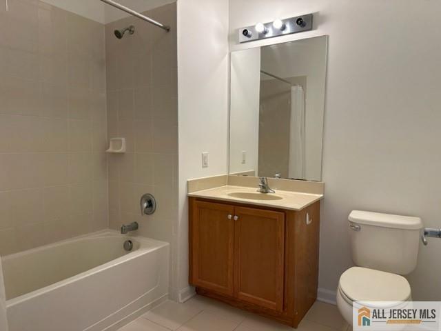 746 Liberty Court #746, Piscataway, New Jersey image 5