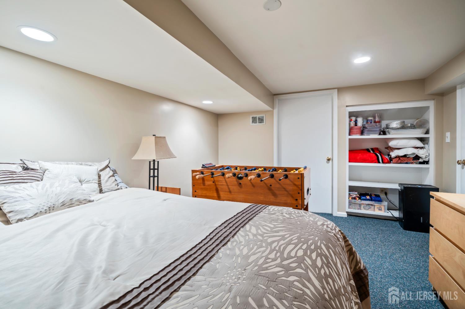 4 Mayfair Court, East Brunswick, New Jersey image 31