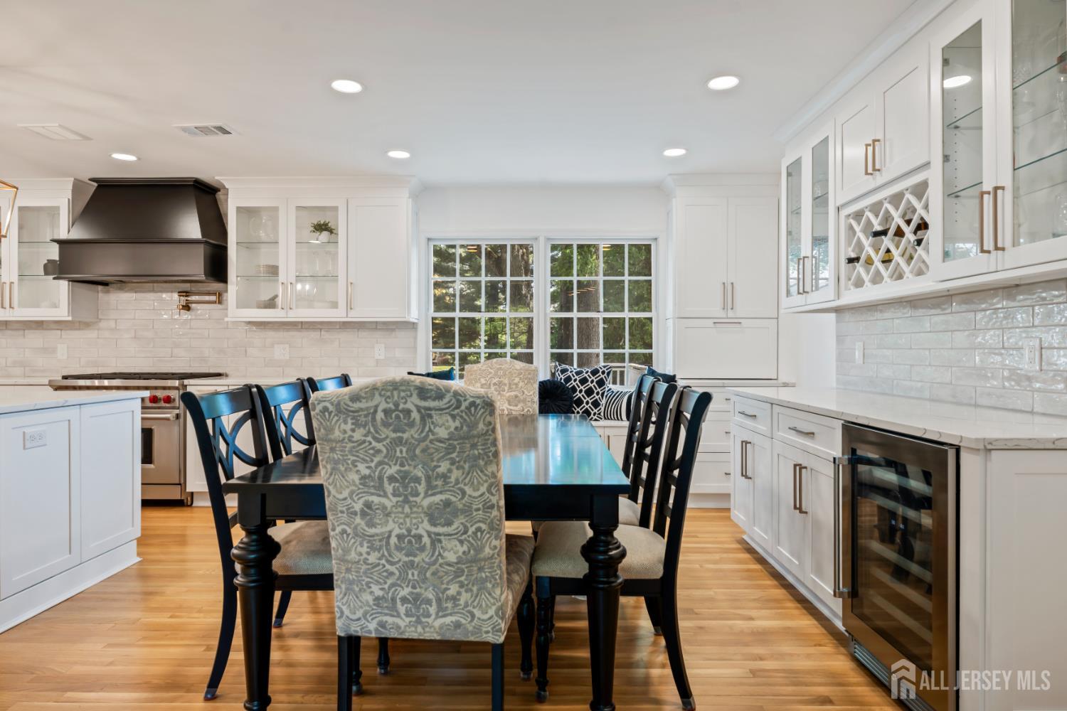 4 Mayfair Court, East Brunswick, New Jersey image 9