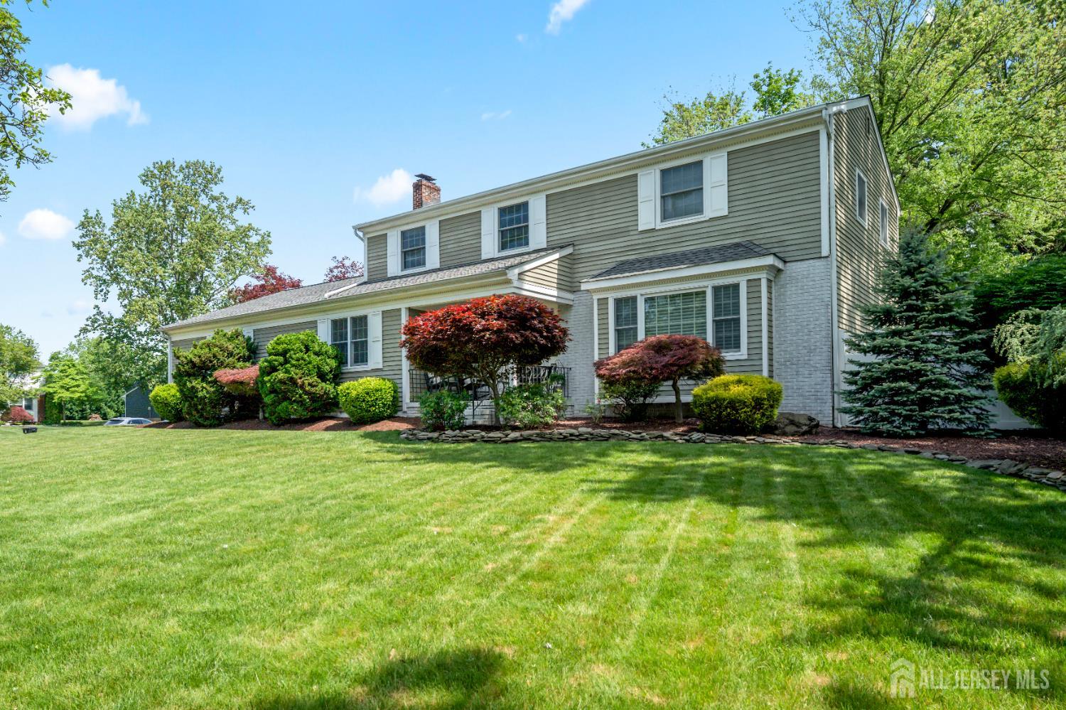 4 Mayfair Court, East Brunswick, New Jersey image 2