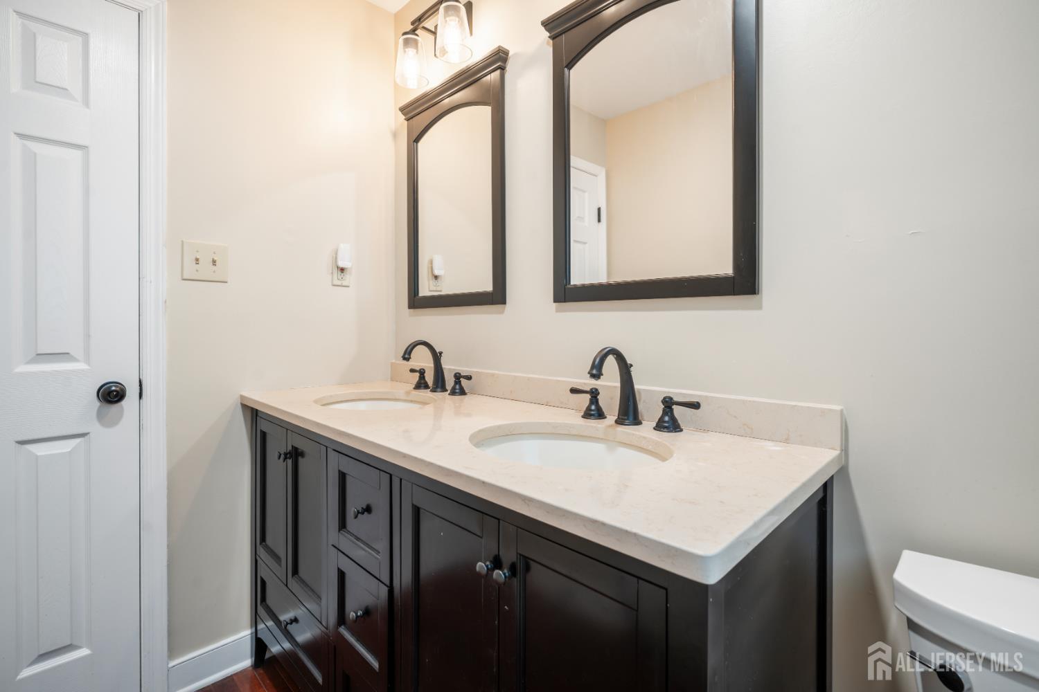 4 Mayfair Court, East Brunswick, New Jersey image 26