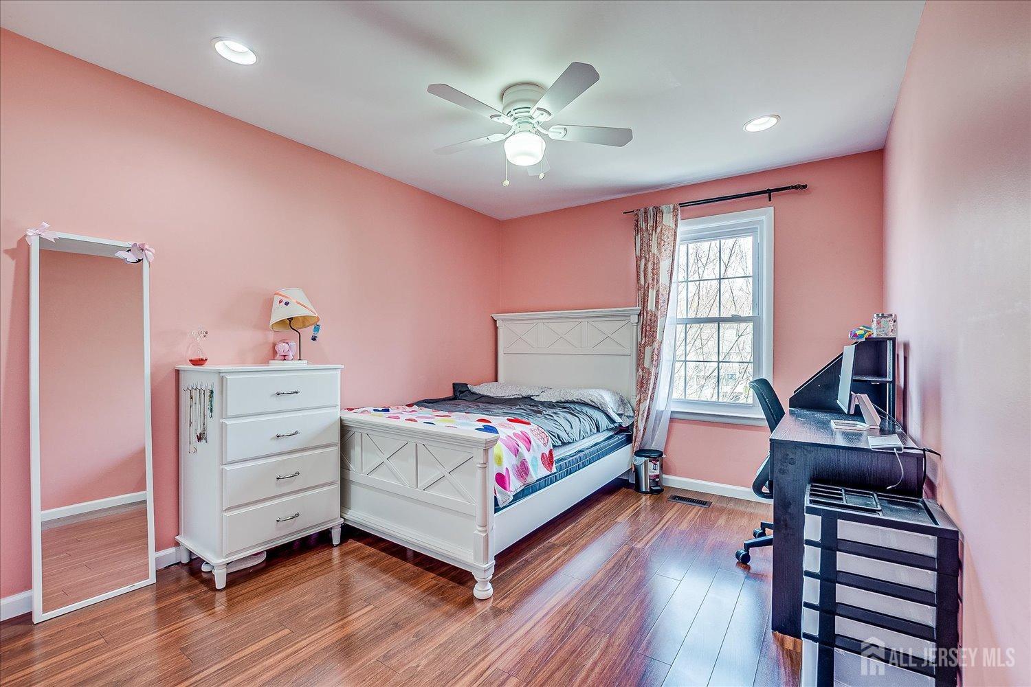 4404 Stonehedge Road, Edison, New Jersey image 32