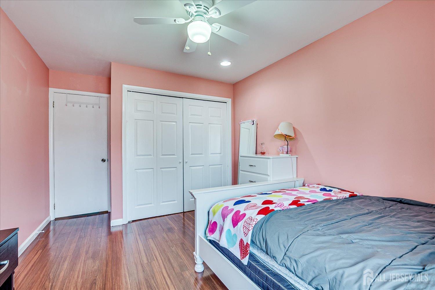 4404 Stonehedge Road, Edison, New Jersey image 33