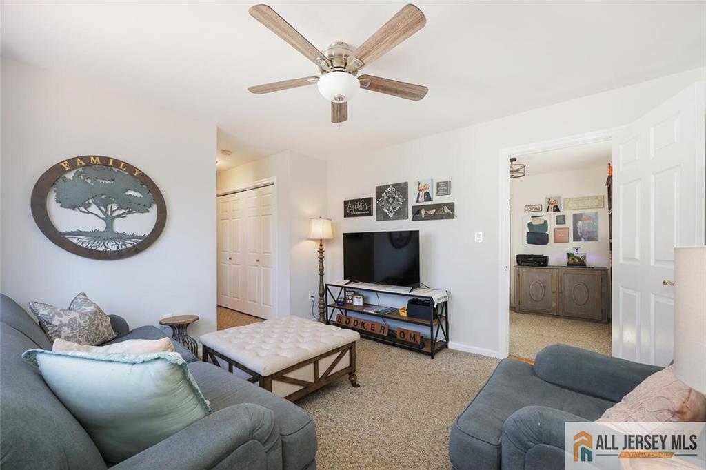 4 Jones Place, Edison, New Jersey image 23