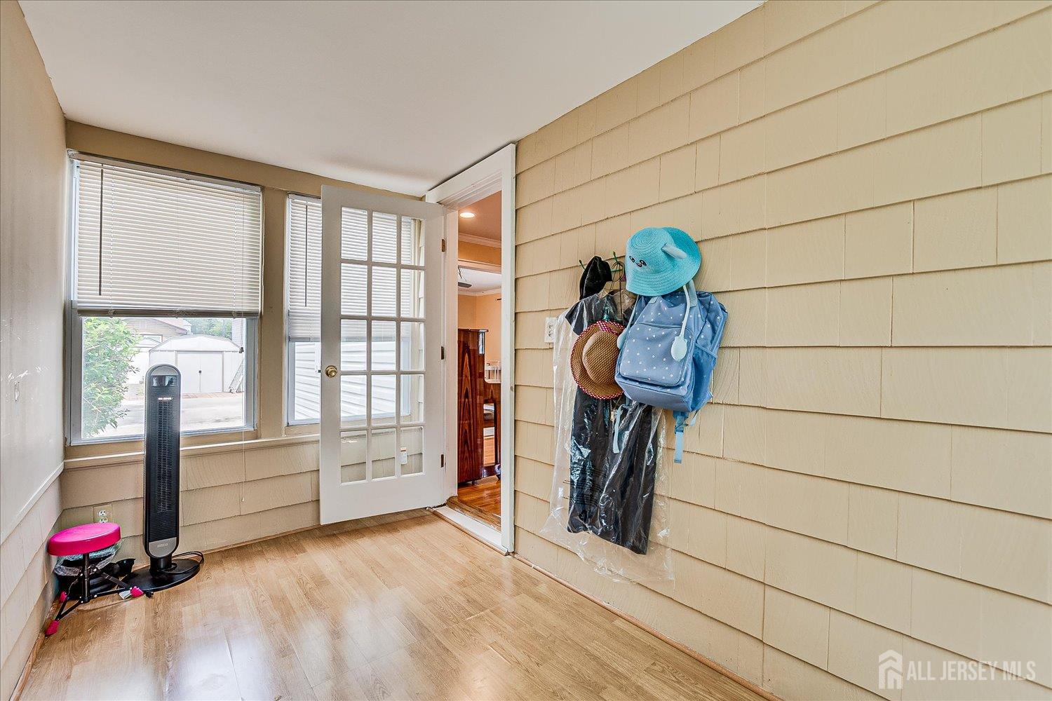 South Plainfield, New Jersey 07080, United States, 3 Bedrooms Bedrooms, ,2 BathroomsBathrooms,Residential,Active,177440