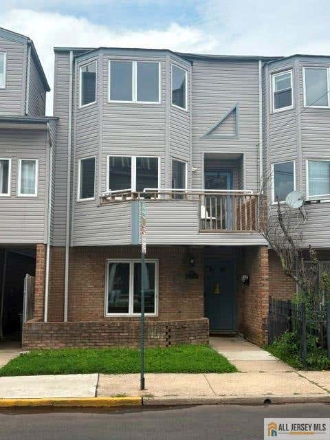 Condo For Sale - 55 Delafield Street #55<br/> New Brunswick, NJ 08901