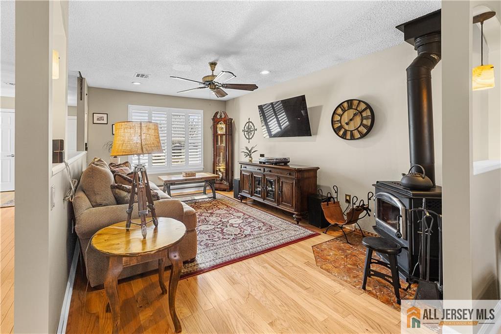 821 Rigens Plaza #821A, Monroe Township, New Jersey image 7