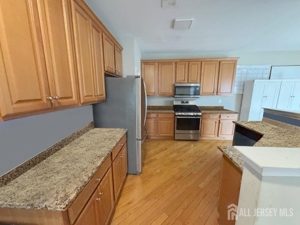51 S Shore Drive, South Amboy, New Jersey image 5