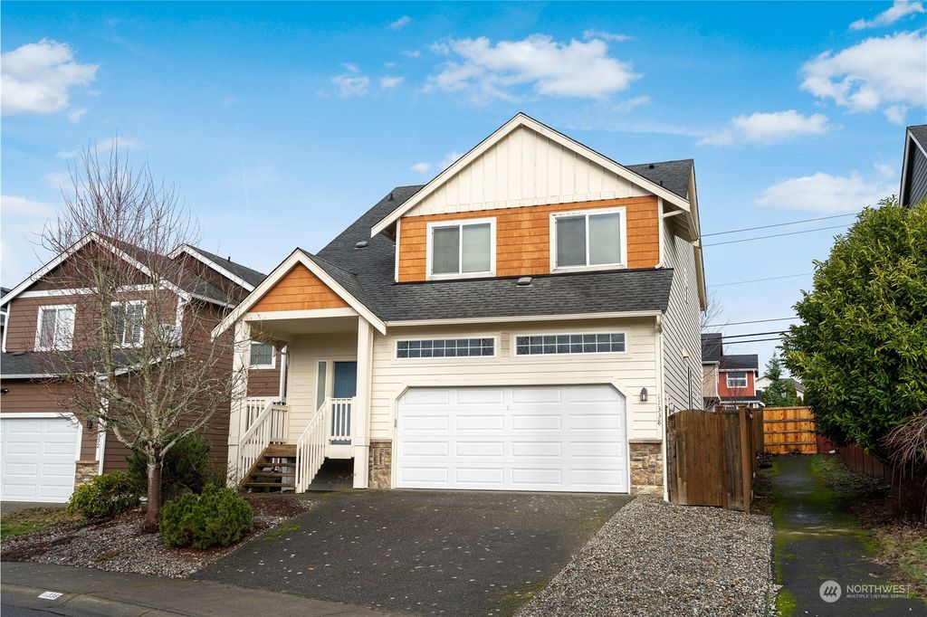 Photo of 11338 SE 193rd Place, Kent, WA 98031 (MLS # 2030693)