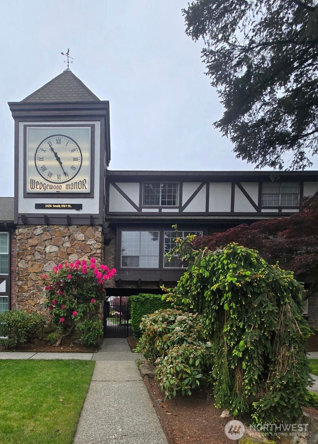 Photo of 3425 S 176 Street #241, SeaTac, WA 98188 (MLS # 2519196)