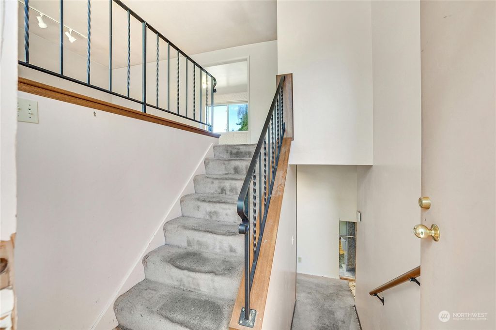 Photo of 20526 78th Place W, Edmonds, WA 98026 (MLS # 2220593)