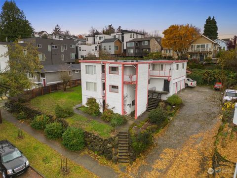 812 29th Avenue S Seattle WA 98144