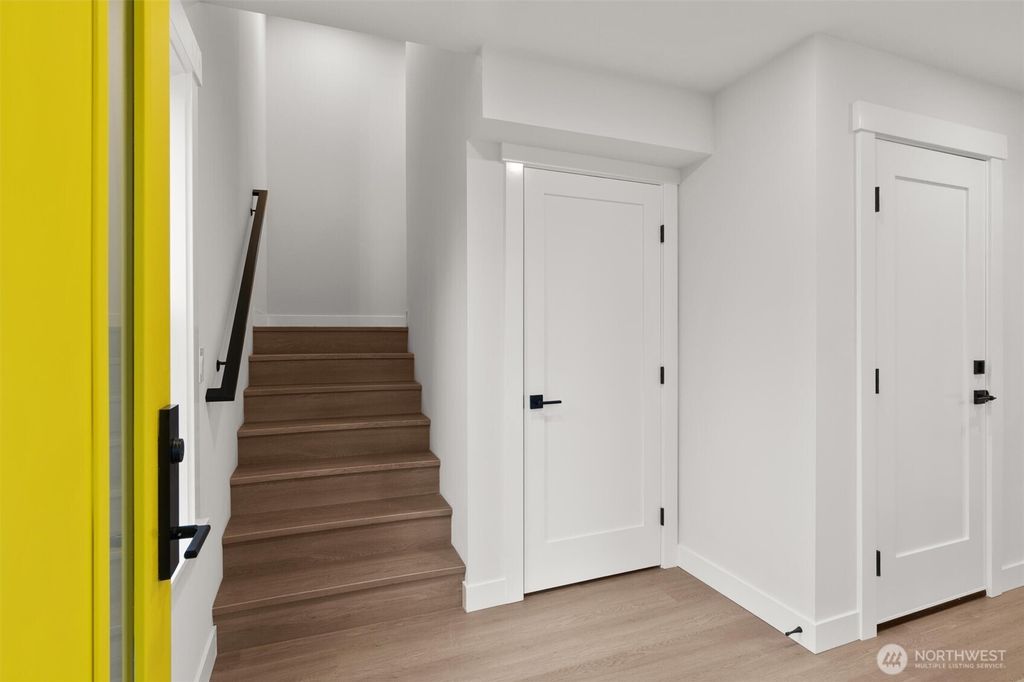 Photo of 14308 Roslyn Place N, Seattle, WA 98133 (MLS # 2468949)