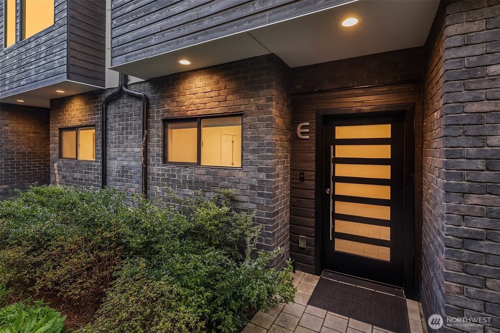 Photo of 17342 E Bothell Way NE #H, Bothell, WA 98011 (MLS # 2495263)