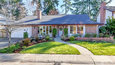 Photo of 4059 SW 321st Street, Federal Way, WA 98023 (MLS # 2493564)
