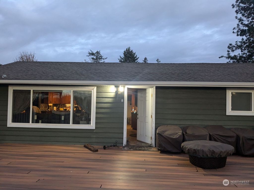 Photo of 5740 Auburn Way Way S, Auburn, WA 98092 (MLS # 2307473)