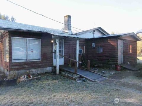 Photo of 124 Aschenbrenner Road, Cinebar, WA 98533 (MLS # 2451178)