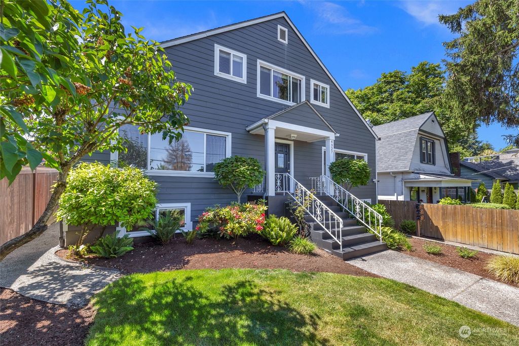 Photo of 4327 4th Avenue NE, Seattle, WA 98105 (MLS # 2249923)