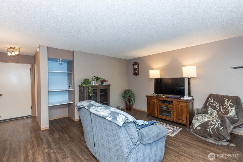 5620 200th St SW A209