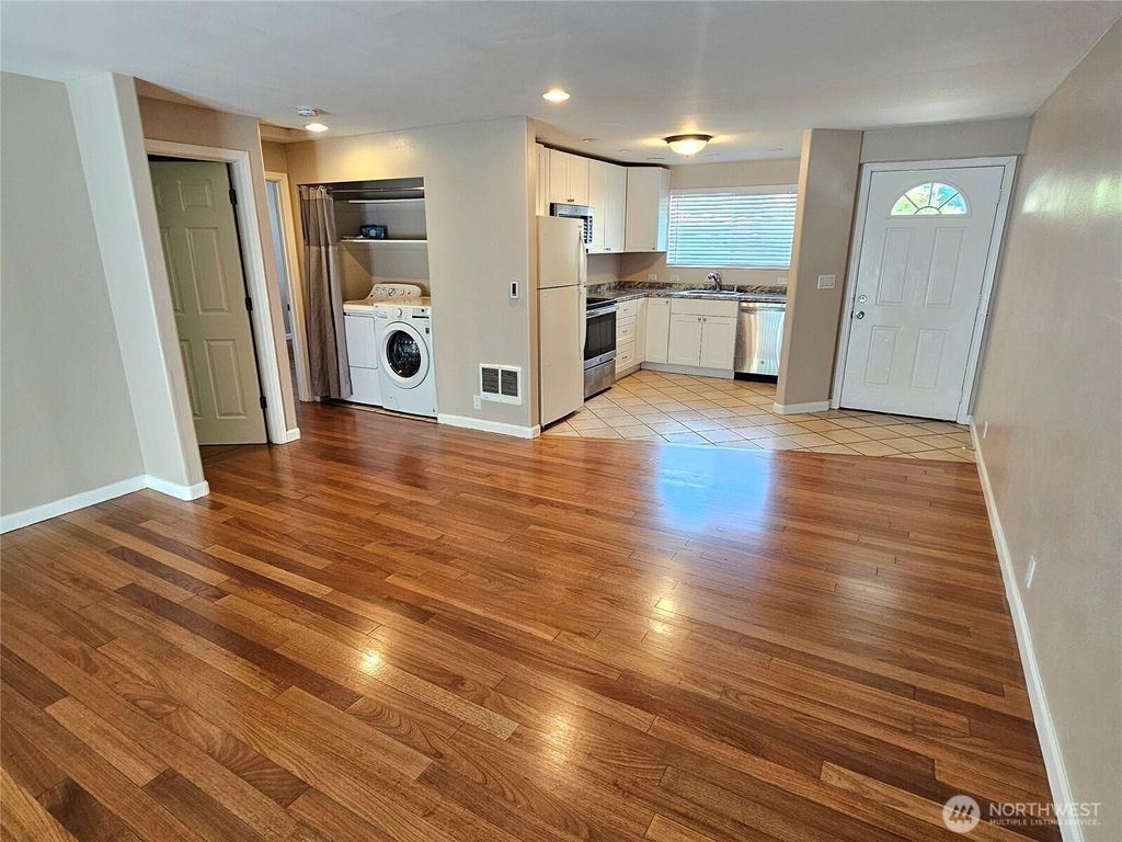 Photo of 5707 East Drive #5 &amp; 6, Everett, WA 98203 (MLS # 2439817)